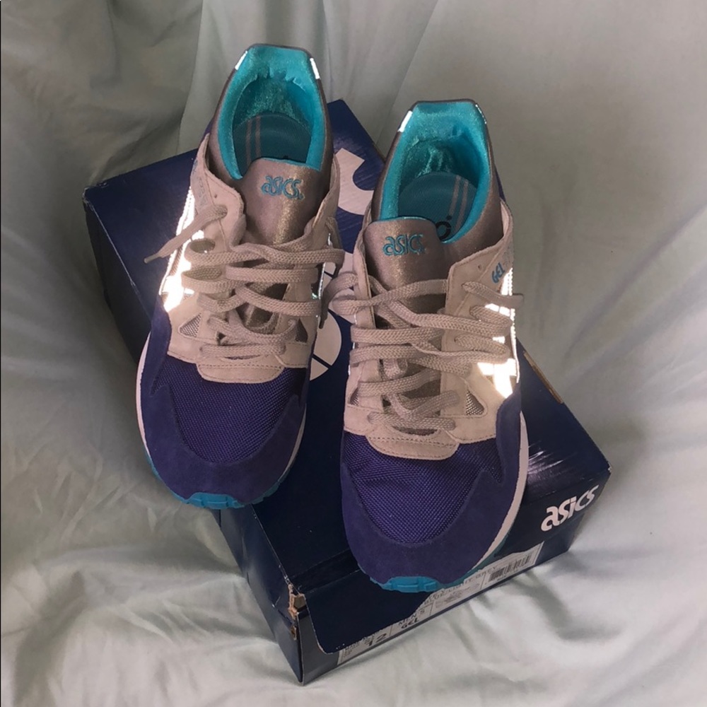 ASICS
